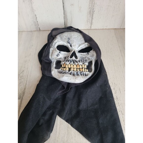 Vintage Easter unlimited scary skull mask Halloween prop costume - Picture 3 of 7